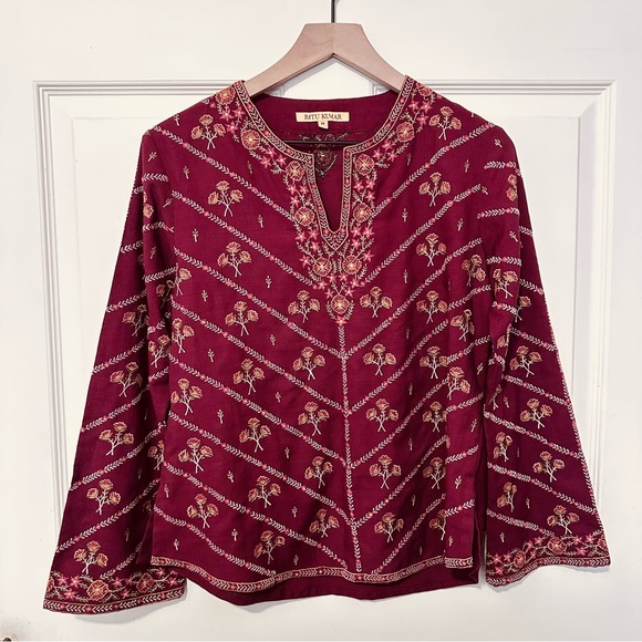 Ritu Kumar | Top | Ritu Kumar Embroidered Kurta - Picture 3 of 11